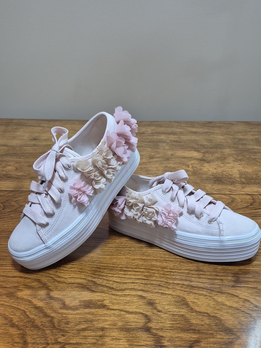 KEDS Triple Up Floral Appliquè Women's Platform Canvas Sneakers, Size US 7 - Picture 4 of 17